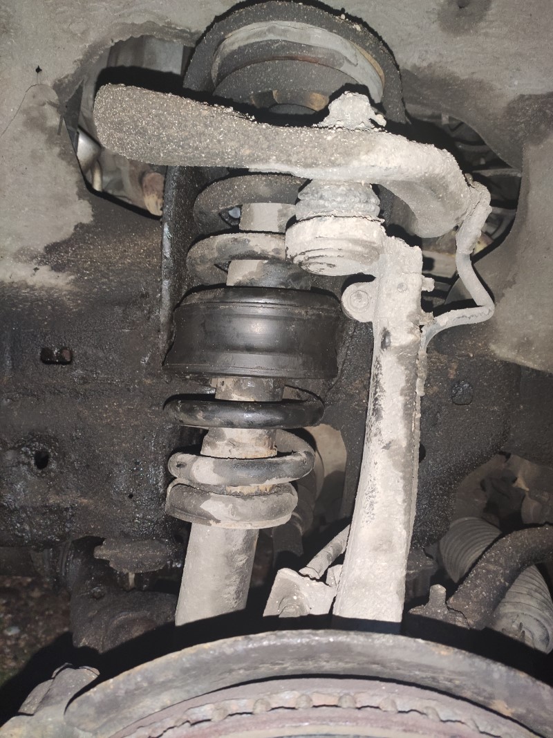 установленная проставка.jpg